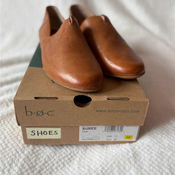 B.O.C Tan Women's Dress Shoes - Picture 2 of 9